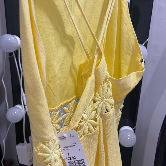 Romper - Picture 3 of 4